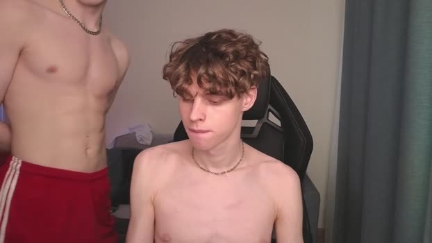 nicky_mart strip Webcam SHOW @ Chaturbate 04-03-2025