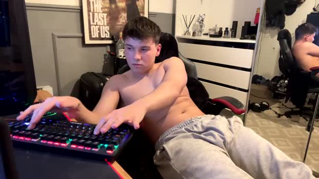 zachbritboy Webcam Webcam SHOW @ Chaturbate 04-03-2025