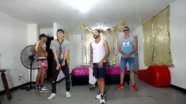 crismens sweet Webcam SHOW @ Chaturbate 05-03-2025