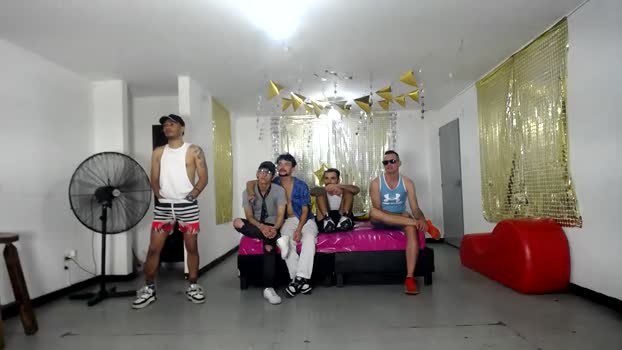 crismens lick Webcam SHOW @ Chaturbate 05-03-2025