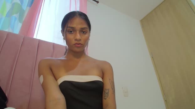 emmily_forever hot Webcam SHOW @ Chaturbate 04-03-2025