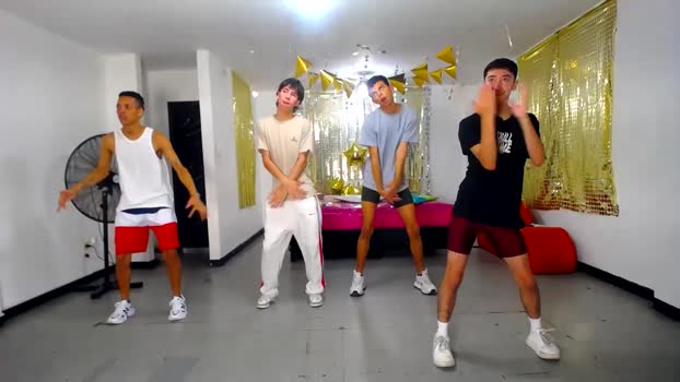 benz_boys playtime Webcam SHOW @ Chaturbate 06-03-2025