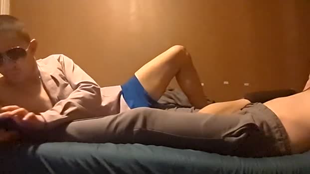 shidoobie fuckher Webcam SHOW @ Chaturbate 06-03-2025