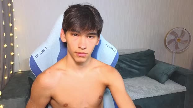 chem1ko Video Webcam SHOW @ Chaturbate 08-03-2025