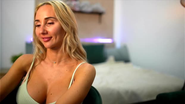 blondiefromtheblock nude Webcam SHOW @ Chaturbate 08-03-2025