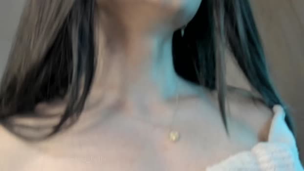 sweetest_bella kiss Webcam SHOW @ Chaturbate 13-03-2025