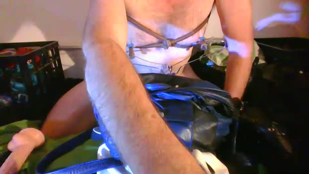 malebdsmslut kiss Webcam SHOW @ Chaturbate 14-03-2025