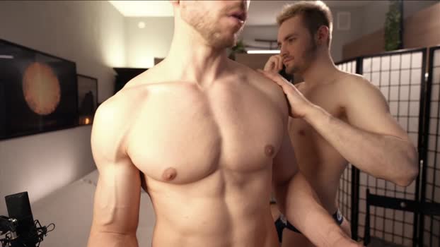 muscularfriend sexymale Webcam SHOW @ Chaturbate 15-03-2025