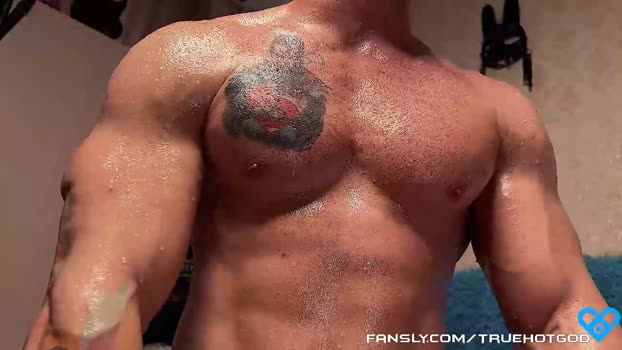 technohotgod kiss Webcam SHOW @ Chaturbate 18-03-2025