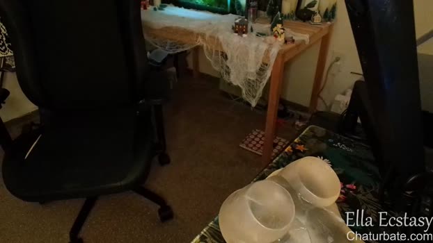 ella_ecstasy bigtoys Webcam SHOW @ Chaturbate 22-03-2025