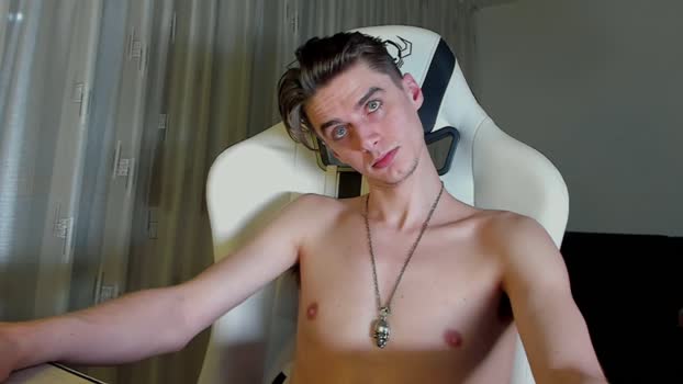 orlandocolt legs Webcam SHOW @ Chaturbate 22-03-2025