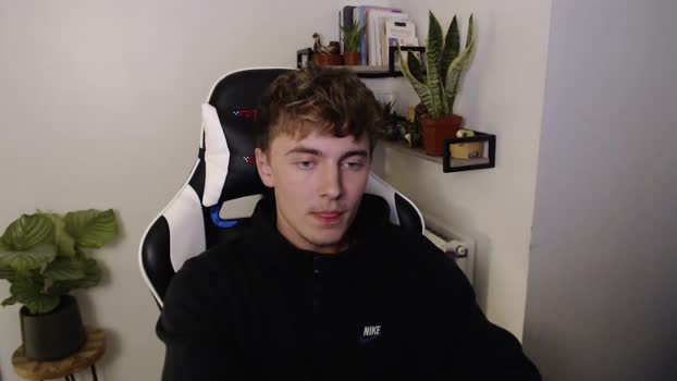 luciancrowe squirt Webcam SHOW @ Chaturbate 25-03-2025