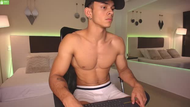 danteestone sexybody Webcam SHOW @ Chaturbate 26-03-2025