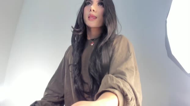 loovelymiia_ spank Webcam SHOW @ Chaturbate 26-03-2025