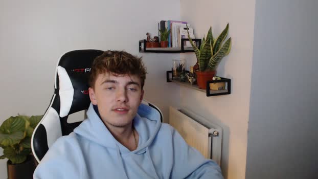 luciancrowe horny Webcam SHOW @ Chaturbate 26-03-2025