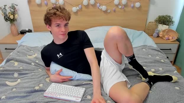 lanny_fandi fingers Webcam SHOW @ Chaturbate 28-03-2025