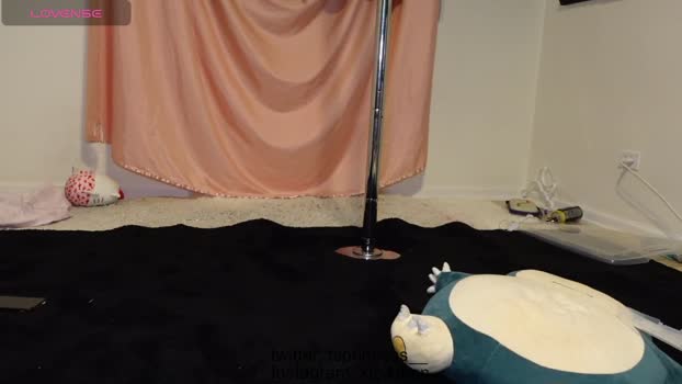 lillith_xoxo suckshow Webcam SHOW @ Chaturbate 28-03-2025