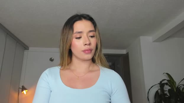 sweetann08 kiss Webcam SHOW @ Chaturbate 28-03-2025