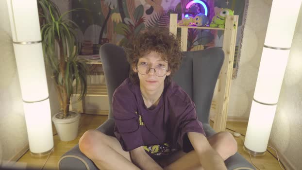 tommiehi Porn Webcam SHOW @ Chaturbate 30-03-2025