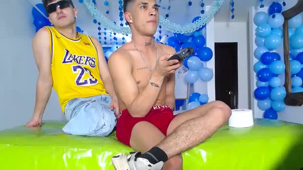 asmodeus7100 legs Webcam SHOW @ Chaturbate 03-04-2025