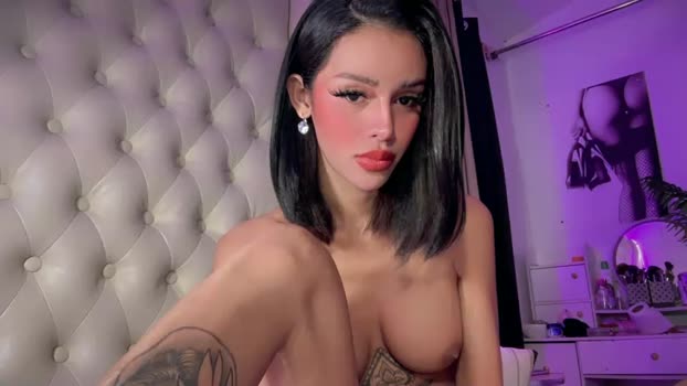 sugarhoneysw8 ladyboy Webcam SHOW @ Chaturbate 03-04-2025