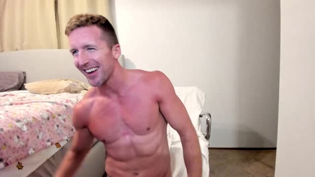 gymjock22 bigballs Webcam SHOW @ Chaturbate 07-04-2025