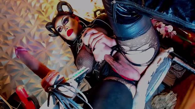 queendomcum6 shemale Webcam SHOW @ Chaturbate 07-04-2025