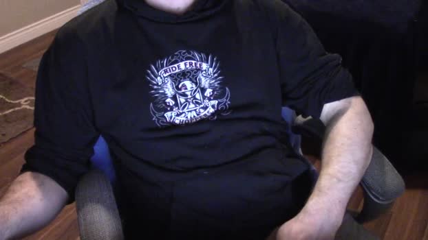 heavilyhung show Webcam SHOW @ Chaturbate 08-04-2025
