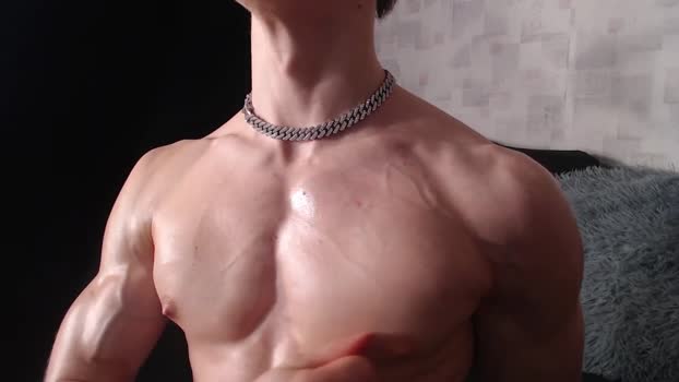 marc_solo kiss Webcam SHOW @ Chaturbate 08-04-2025