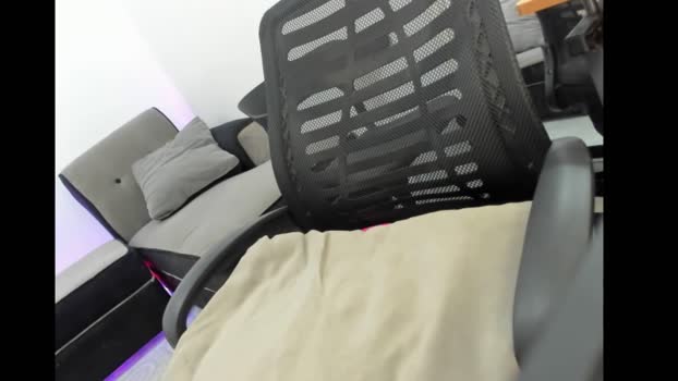 tsuncutjelay sexyfeet Webcam SHOW @ Chaturbate 09-04-2025