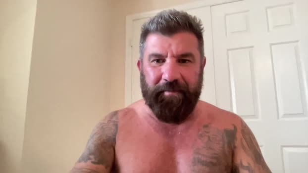thatguybearded sexykitty Webcam SHOW @ Chaturbate 10-04-2025