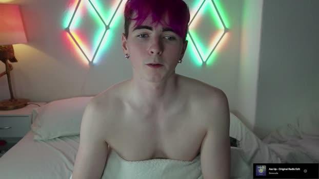 alfiegreenxxx fingering Webcam SHOW @ Chaturbate 12-04-2025