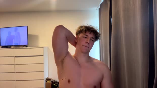 lukedesirable big Webcam SHOW @ Chaturbate 12-04-2025