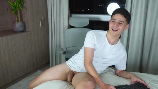 theohawke_ hard Webcam SHOW @ Chaturbate 12-04-2025