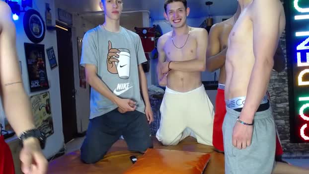 goldenjoi strip Webcam SHOW @ Chaturbate 12-04-2025