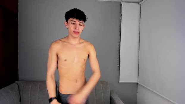 kens_boys Download Webcam SHOW @ Chaturbate 15-04-2025