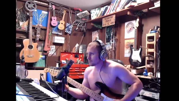 jameswebbscope toys Webcam SHOW @ Chaturbate 17-04-2025