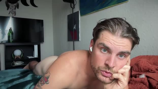 ccmanrivs120 legs Webcam SHOW @ Chaturbate 18-04-2025