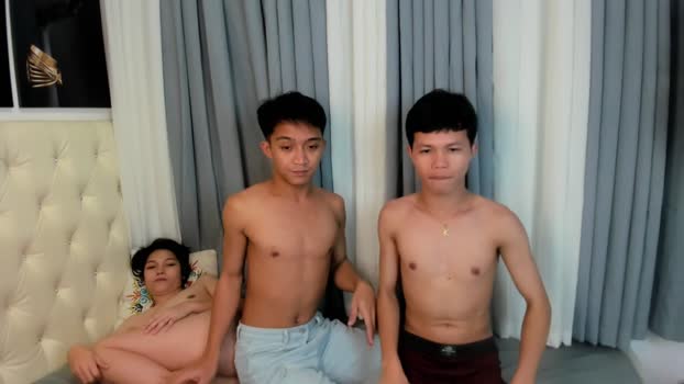 crazyasiantwink