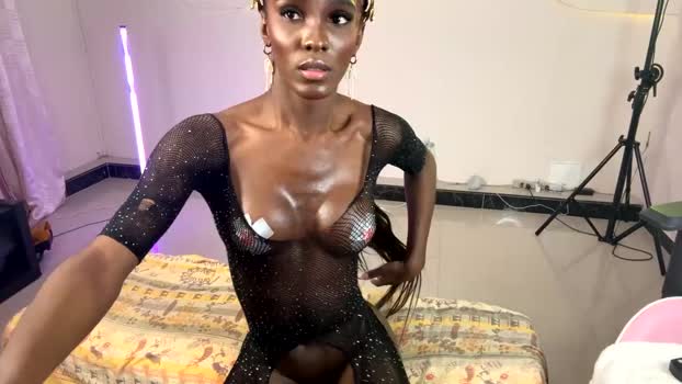 luanarisque Webcam Webcam SHOW @ Chaturbate 19-04-2025