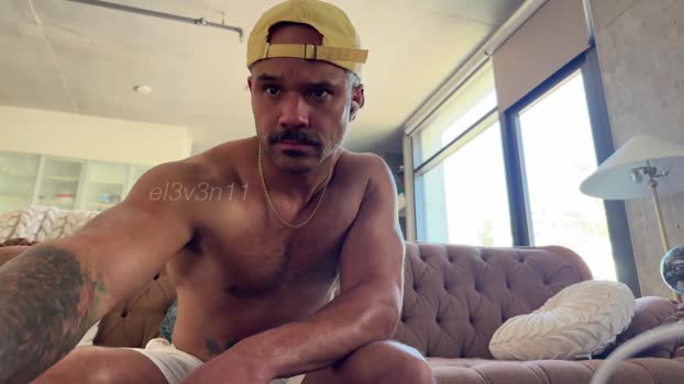 e13ven11 sexyfeet Webcam SHOW @ Chaturbate 20-04-2025