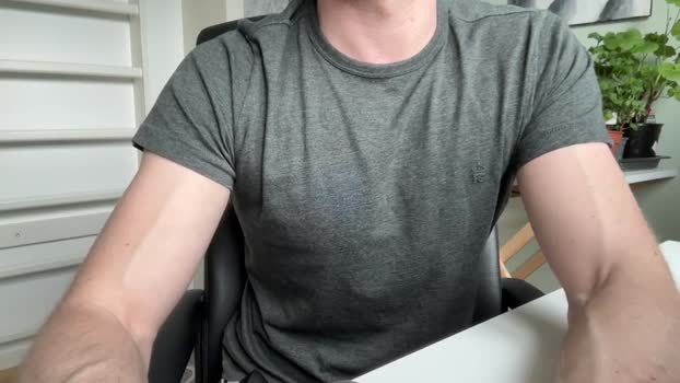 guyfromfinland1981 kissing Webcam SHOW @ Chaturbate 23-04-2025
