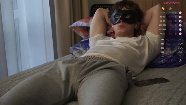 maestro3369 suckcock Webcam SHOW @ Chaturbate 23-04-2025