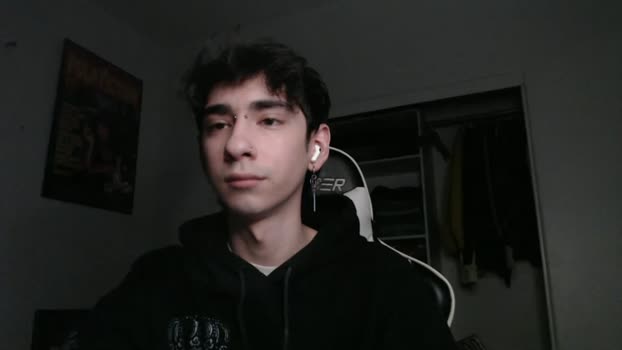 sweatygamer_ bigcock Webcam SHOW @ Chaturbate 24-04-2025