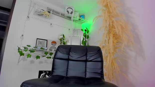 euphoricbunny suckshow Webcam SHOW @ Chaturbate 24-04-2025
