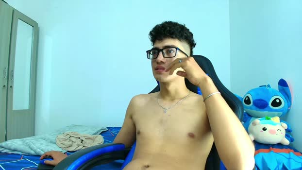 tylerwhiite_ Porn Webcam SHOW @ Chaturbate 26-04-2025