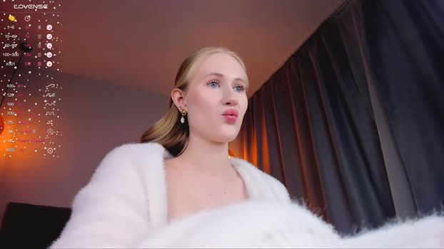 blondiemermaid suckcock Webcam SHOW @ Chaturbate 26-04-2025