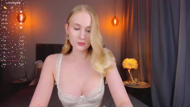 blondiemermaid deepthroa Webcam SHOW @ Chaturbate 27-04-2025