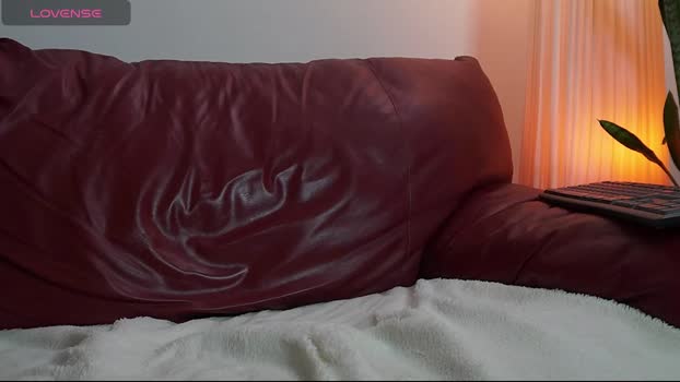 mrgreeneyes01 lick Webcam SHOW @ Chaturbate 27-04-2025