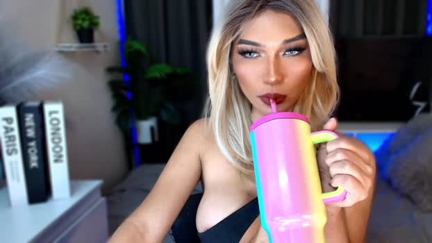 queenslavehunterxxx lovense Webcam SHOW @ Chaturbate 26-04-2025